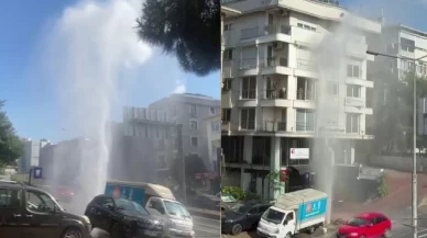 Kadıköy'de su borusu patladı: Tazyikli su metrelerce havaya fışkırdı