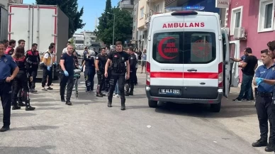 Bursa’da bıçaklı dehşet: 14 yaşındaki genç kız 4 kişiyi bıçakladı