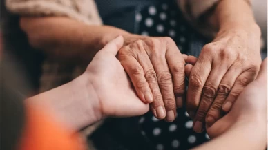 Japonya'da büyükanne kiralama hizmeti