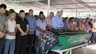 Riskli gebelik anneyi canından etti: Bebek hayatta