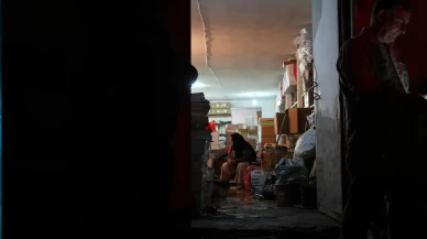 Başkentteki şiddetli sağanak ve fırtına hayatı felç etti