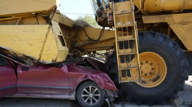 Kastamonu'da otomobil biçerdöverin altında kaldı: 1 ölü