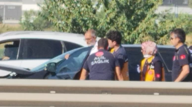 Bursa'da 3 aracın karıştığı zincirleme kaza kamerada