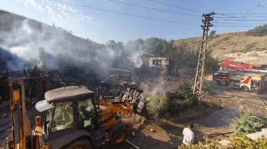 Ankara'da 2 evde çıkan yangın söndürüldü