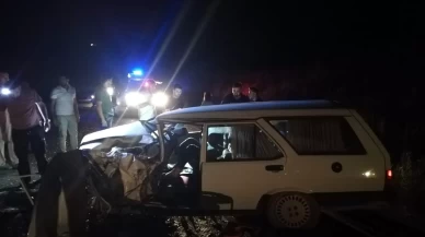 Malatya’da hafif ticari araç ile otomobil çarpıştı: 8 yaralı