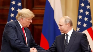 Trump’tan Putin'e sert tehdit: Moskova’yı bombalarım!