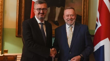 Dışişleri Bakan Yardımcısı Duran, Afrika konulu Diyalog Toplantısı için Londra’ya gitti