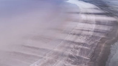 Tuz Gölü pembe renge büründü