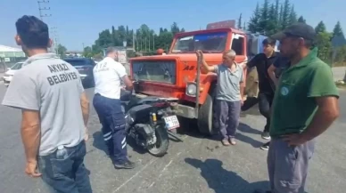 Akyazı'da tanker ile motosiklet çarpıştı: 1 yaralı