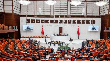 TBMM Genel Kurulunda İsrail'in Suriye'deki saldırılarına karşı Meclis Başkanlığı tezkeresi kabul edildi