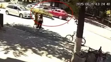 Otomobil ciple çarpıştı; 1'i bebek, 9 yaralı