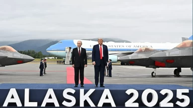 Beyaz Saray, Trump ve Putin'in Alaska'daki zirveden fotoğrafını paylaştı