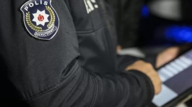 Ayağını camdan çıkartan sürücüye para cezası