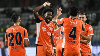 Başakşehir-Craiova maçının ilk 11'leri belli oldu