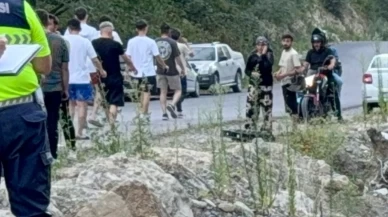 Düzce'de piknikten dönen ailenin aracı dereye uçtu