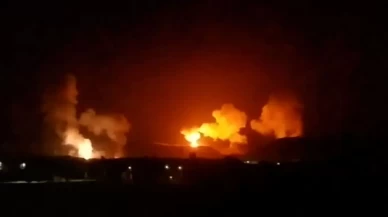 İsrail'den Yemen'e hava saldırısı: Başkent Sana karanlığa gömüldü