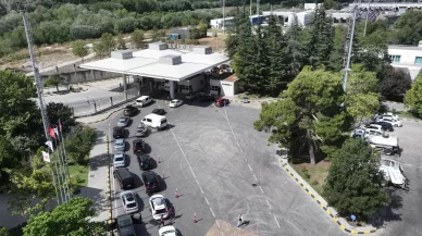 Avrupa'ya açılan sınır kapılarında gurbetçilerin dönüş hareketliliği sürüyor