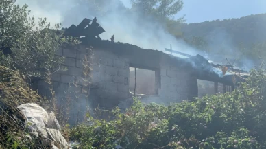 Fethiye’de dehşet! Madde bağımlısı genç evi ateşe verdi