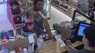 Tekirdağ’da şok eden görüntüler! Kurusıkı tabancayla büfe soygunu