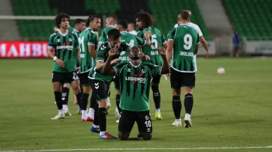 Gol düellosunda kazanan Sakaryaspor