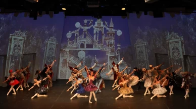 22. Uluslararası Bodrum Bale Festivali "Uyuyan Güzel" temsiliyle devam etti