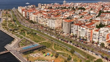 İzmirliler su kesintisine karşı depo ve kovalarla tedbir aldı