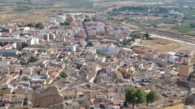 İspanya kentinde Müslüman bayramlarına kamu yasağı