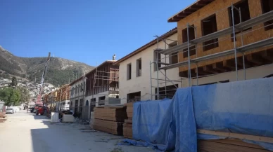 Asrın felaketinin yerle bir ettiği Antakya'nın ticaret merkezi yeniden inşa ediliyor