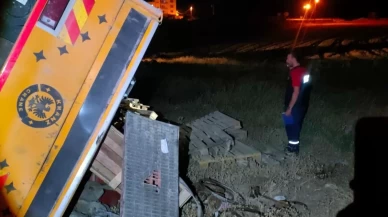 Siirt'te vinç devrildi 1 kişi yaralandı