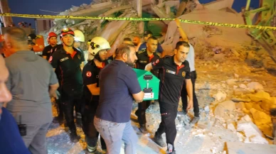 Göçük altında kalan iş makinası operatörünün cansız bedenine ulaşıldı