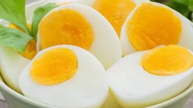 Haşlanmış yumurtayı kolayca soymanın 4 pratik yöntemi