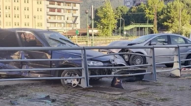 Giresun'da iki otomobilin çarpıştığı kazada 4 kişi yaralandı