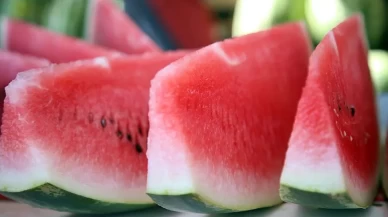 Yazın serinletici meyvesi karpuzun sağlığa faydaları