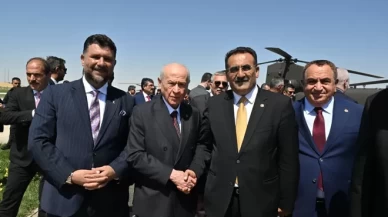Malazgirt’te Bahçeli’ye sıcak karşılama!
