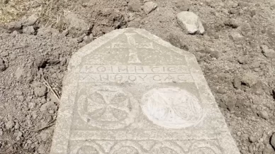 Çorum'da altyapı çalışması sırasında tarihi mezar taşı bulundu