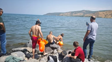 30 Ağustos'ta Van Gölü’nde 6 kilometre yüzdüler
