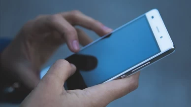 Belçika’da okullarda cep telefonu yasağı geliyor!