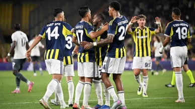 Fenerbahçe'nin Feyenoord maçı ilk 11i belli oldu