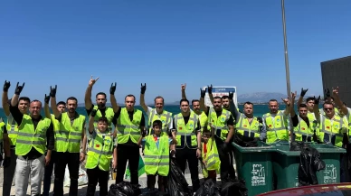 İzmir’in tüm sahillerinde İzmir Ülkü Ocakları’ndan eş zamanlı temizlik çalışması
