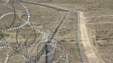Kırgızistan, Tacikistan sınırına tel örgü çekiliyor