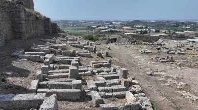 Antik kent kazılarında Roma dönemine ait mezarlar keşfedildi