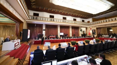 Tarihi komisyonda takvim işliyor