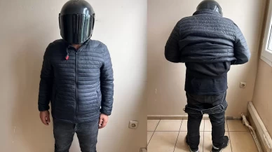 Adana sıcağında montla trafiğe çıkınca polise yakalandı