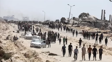 İsrail'in bugün Gazze Şeridi'ne düzenlediği saldırılar sonucu 58 kişi hayatını kaybetti