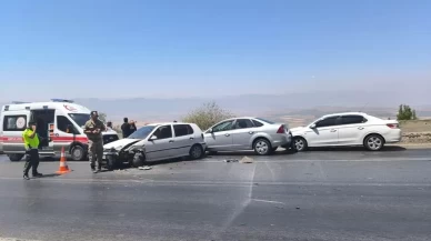 Gaziantep’te dört aracın karıştığı zincirleme kaza: 9 yaralı