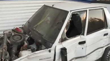 TIR'ın araçlara çarpıp iş yerine girdiği kaza kamerada: 3 yaralı