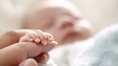 Bebekler anne karnında sesleri işitir mi?