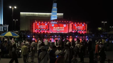 Kırgızistan'da Bağımsızlık Günü kutlandı