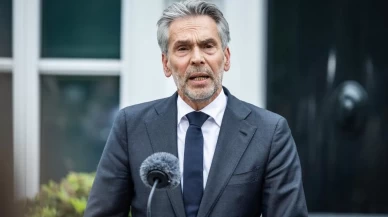 Dick Schoof, ziyaretini iptal etti