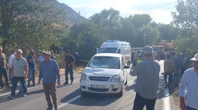 Cenazeye gidenlere otomobil çarptı: 1 ölü, 4 yaralı